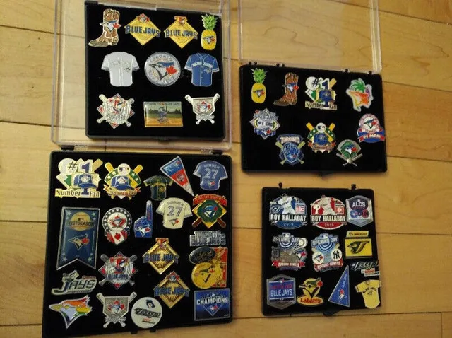 Raptors/Jays/Leafs Memorabilia - Signed Items & Bobbleheads image indicator(9)