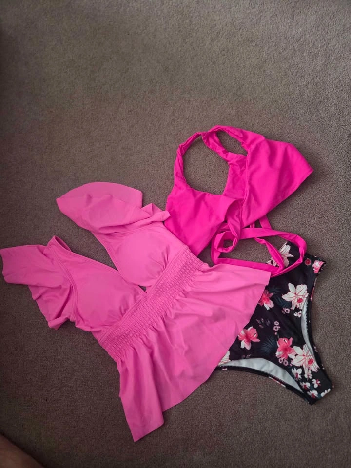 Vibrant Mix & Match Swimsuit Set: 2 Tops + 1 Bottom (Size S) - photo 3
