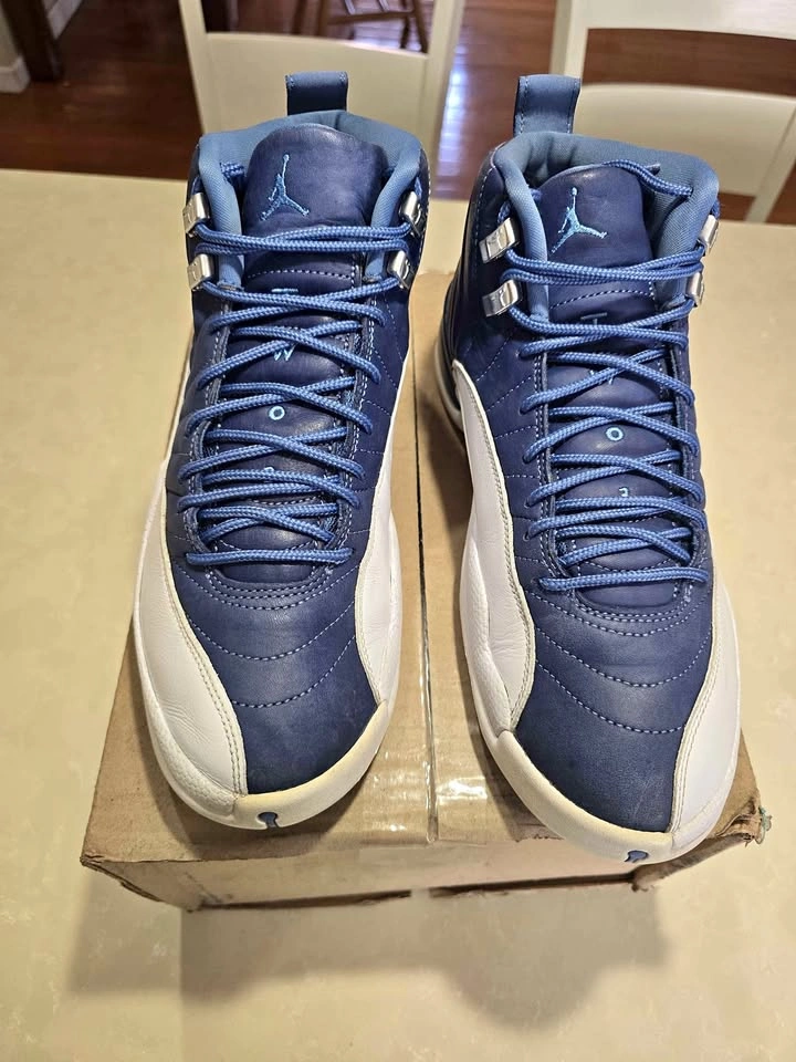 Jordan 12 Indigo