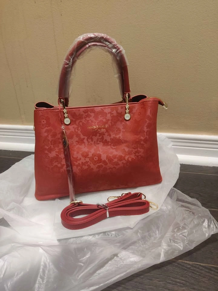 Brand new Large capacity red color beautiful hand bag for women - photo 2