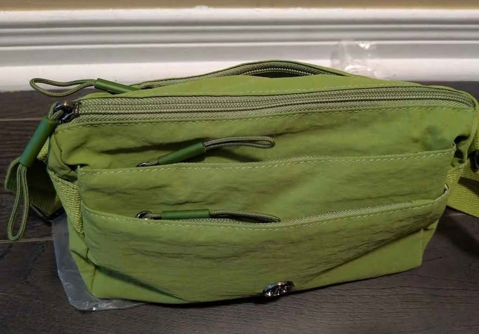 Brand new multiple compartments green color small handbag for wo - photo 4