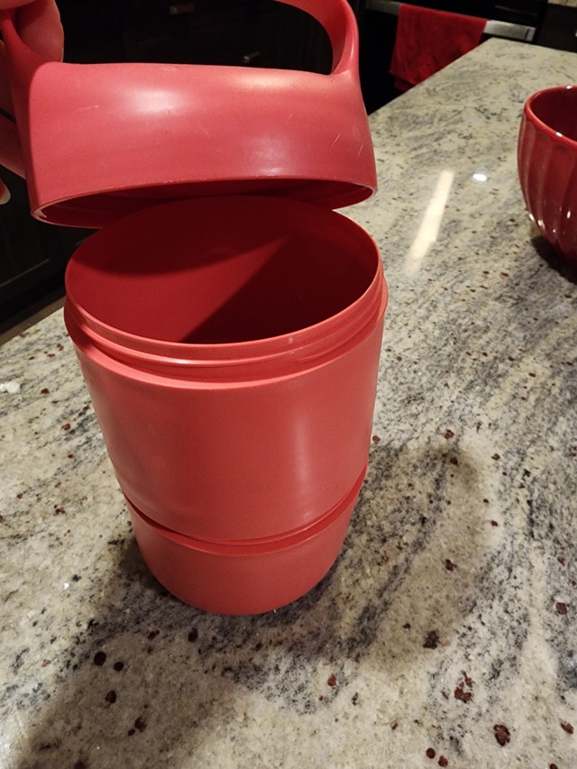2 Storage portable food container like a bento box
