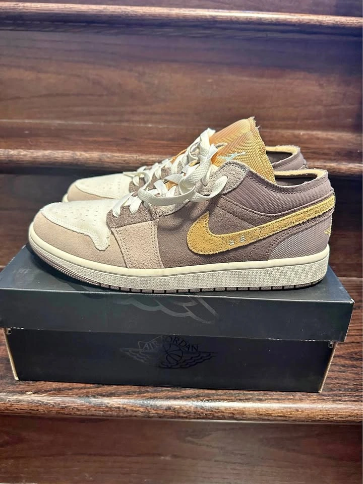 Nike Air Jordan 1 Men's Shoes Size 9