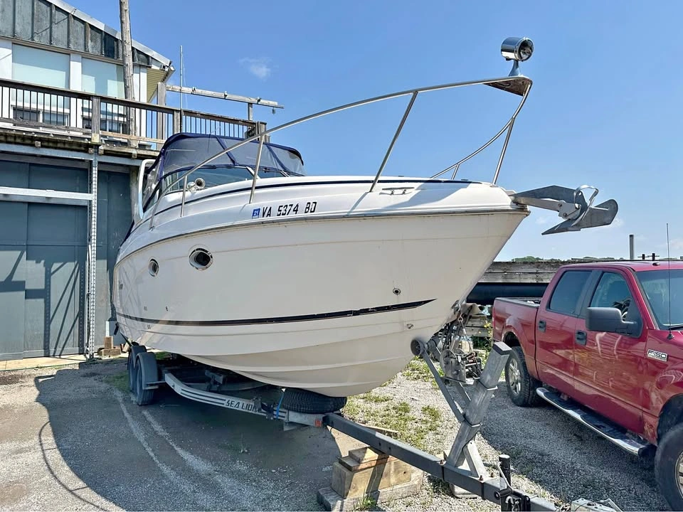 2004 RINKER fiesta vee 270