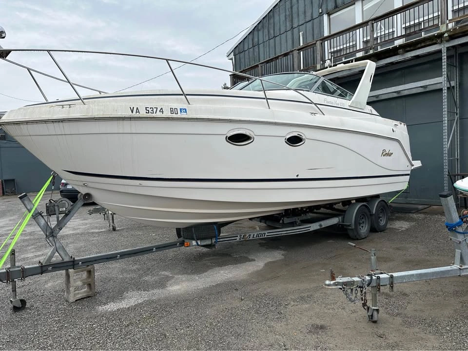 2004 RINKER fiesta vee 270 - photo 3