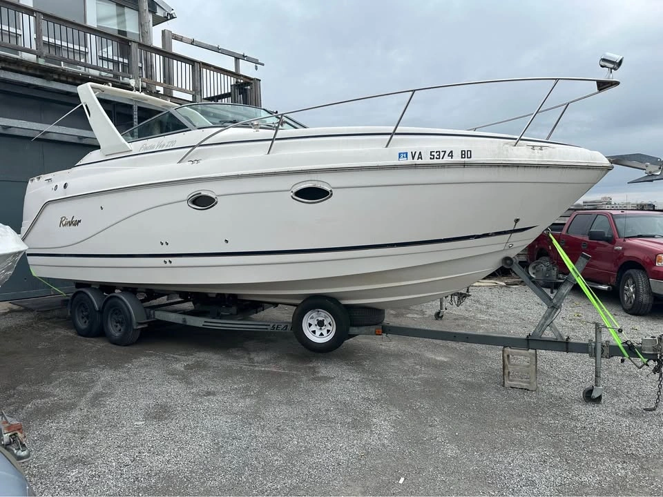 2004 RINKER fiesta vee 270 - photo 4