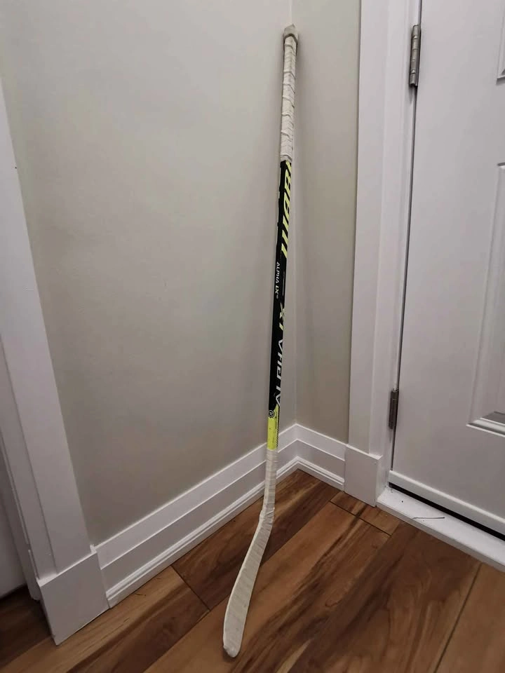 Warrior Alpha LX 40 Grip Junior Hockey Stick - photo 5