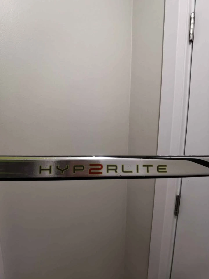 Bauer Hyperlite 2 Hockey Stick P92/50 Flex - photo 3