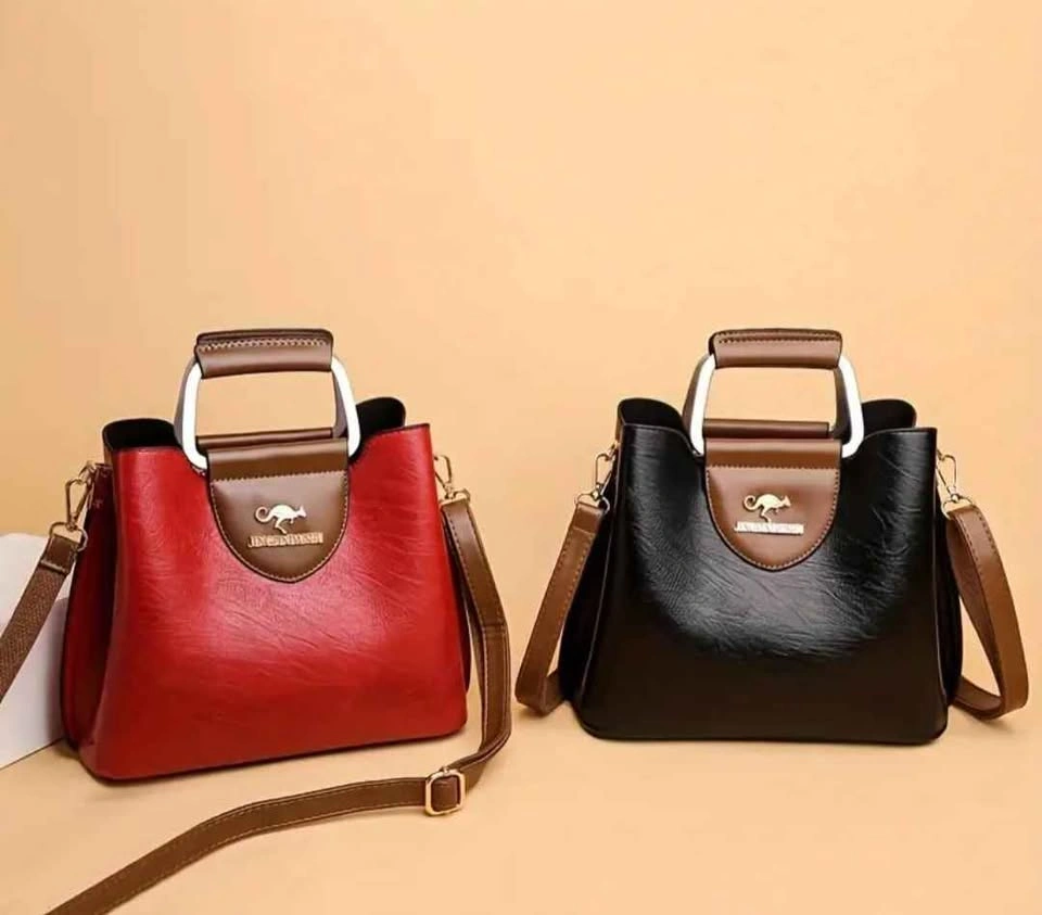 Elegant Kangaroo Hardware Tag Tote Crossbody Bag. - photo 4