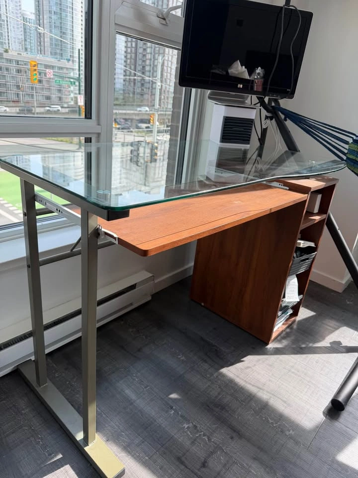 Modern Glass Office Desk - photo 4