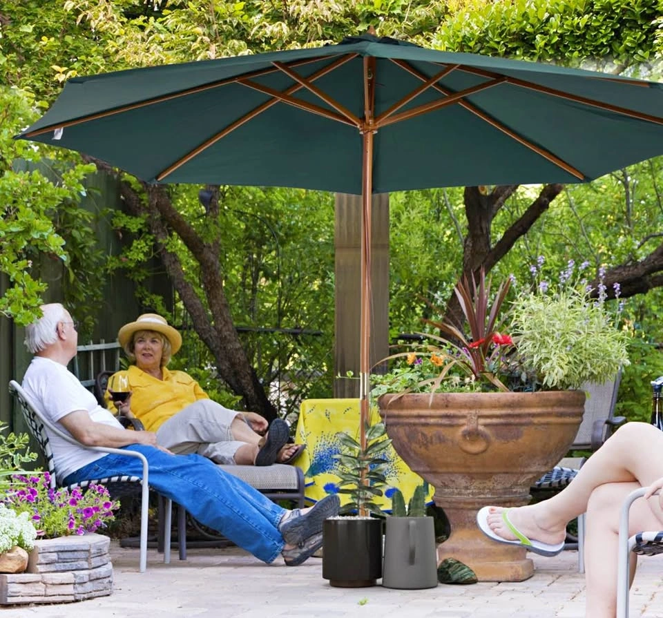 Outsunny 10FT Round Patio Umbrella with Rope Pulley – Wooden Mar