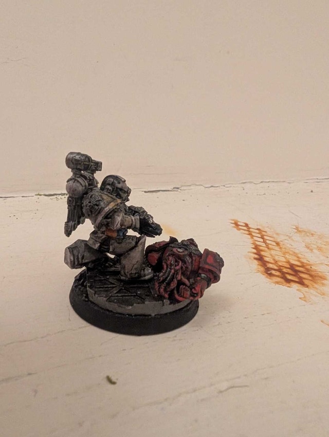 Space Marine Apocathary - photo 2