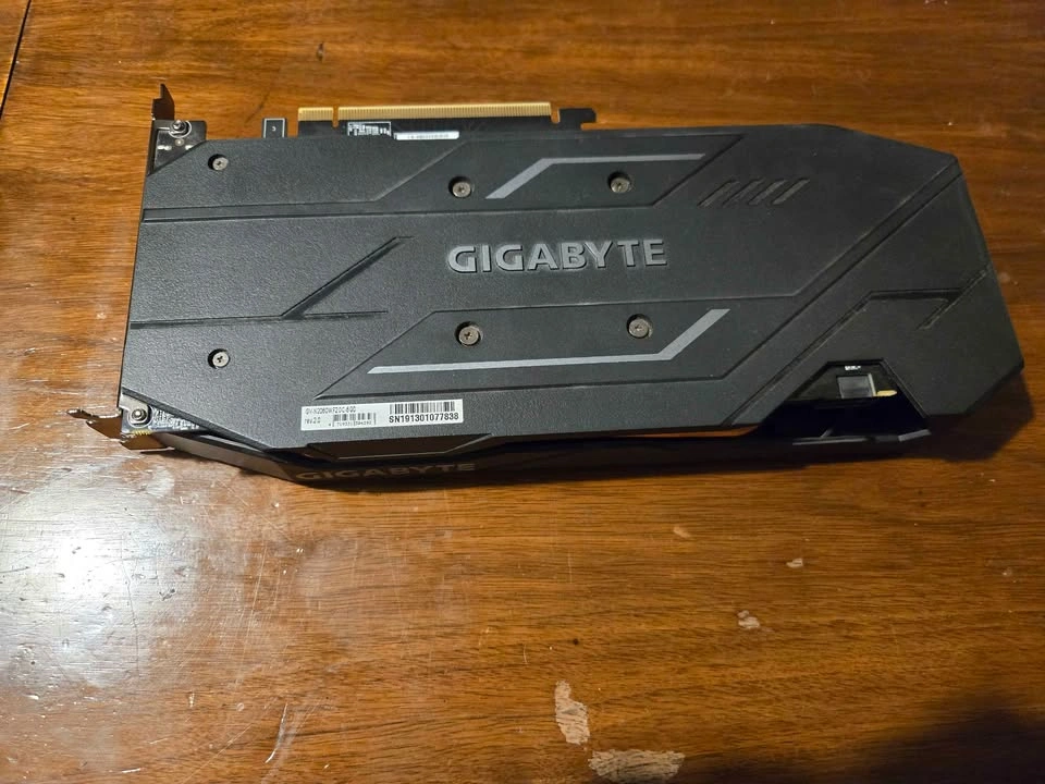 Gigabyte RTX 2060 OC - photo 2
