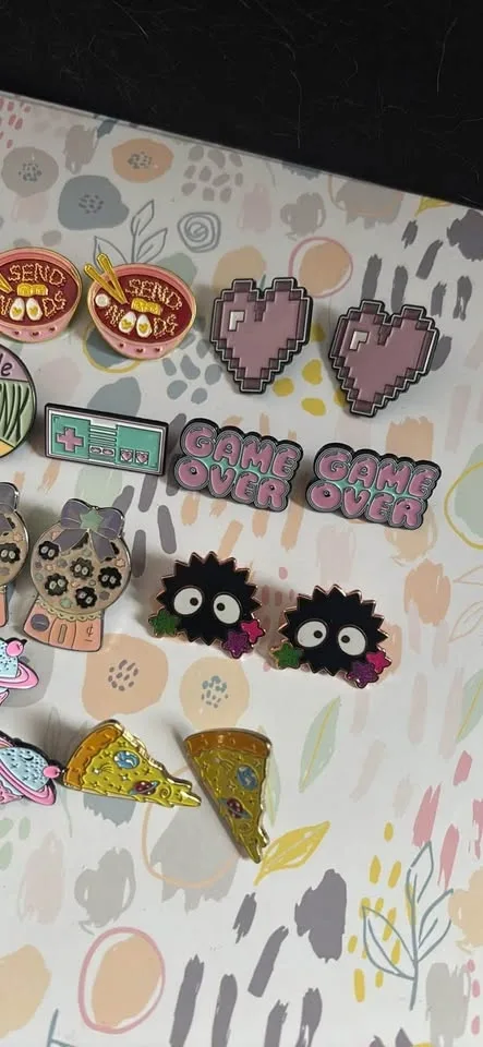 Kawaii Cat & Studio Ghibli Enamel Pin Lot (35 Pins) - photo 4