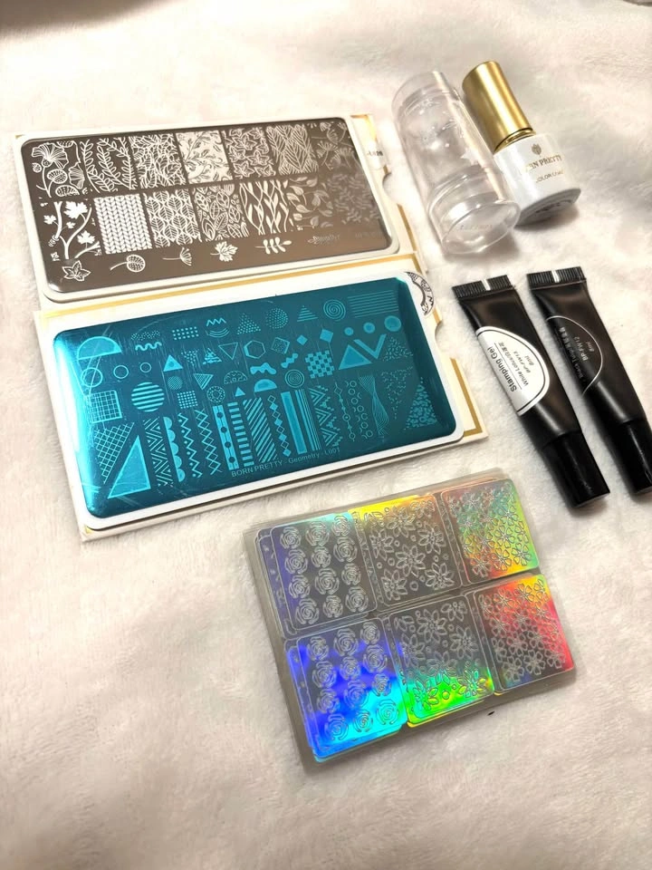 Press-On Nails & Nail Art Stamping Kit - photo 2