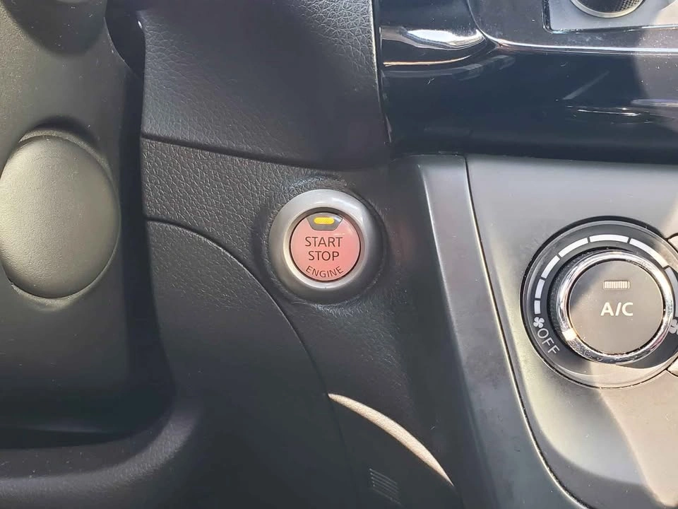 Nissan Sentra SV - photo 3