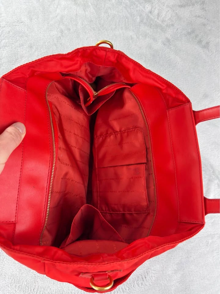 Marc By Marc Jacobs Red Nylon Tote Bag - photo 5