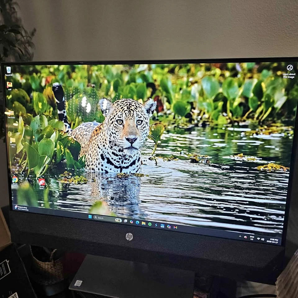 HP Pavilion 27” Touchscreen All-in-One