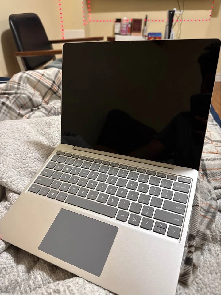 MS surface Go 3 - photo 2
