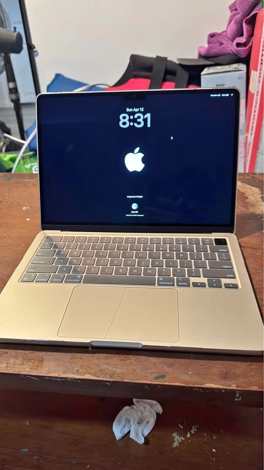 MacBook Air M2 | 8GB RAM | 512GB Storage