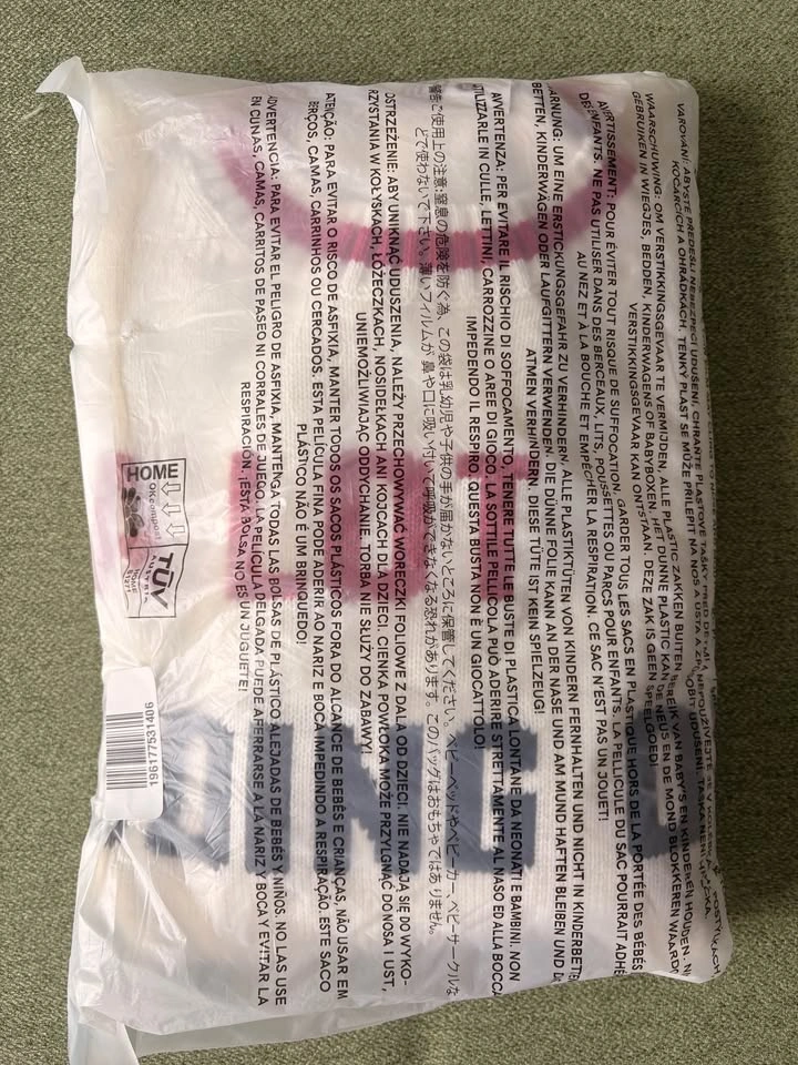 Taylor Swift "A lot going on.." Sweater - Large - photo 5