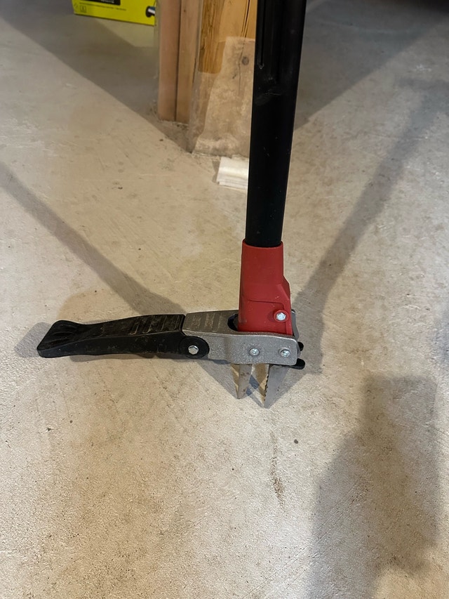 Grass Cutter and Gardening Tools