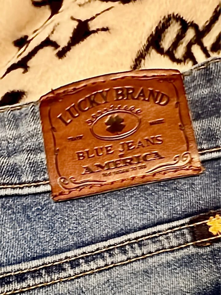 Lucky jeans sz 8 - photo 2
