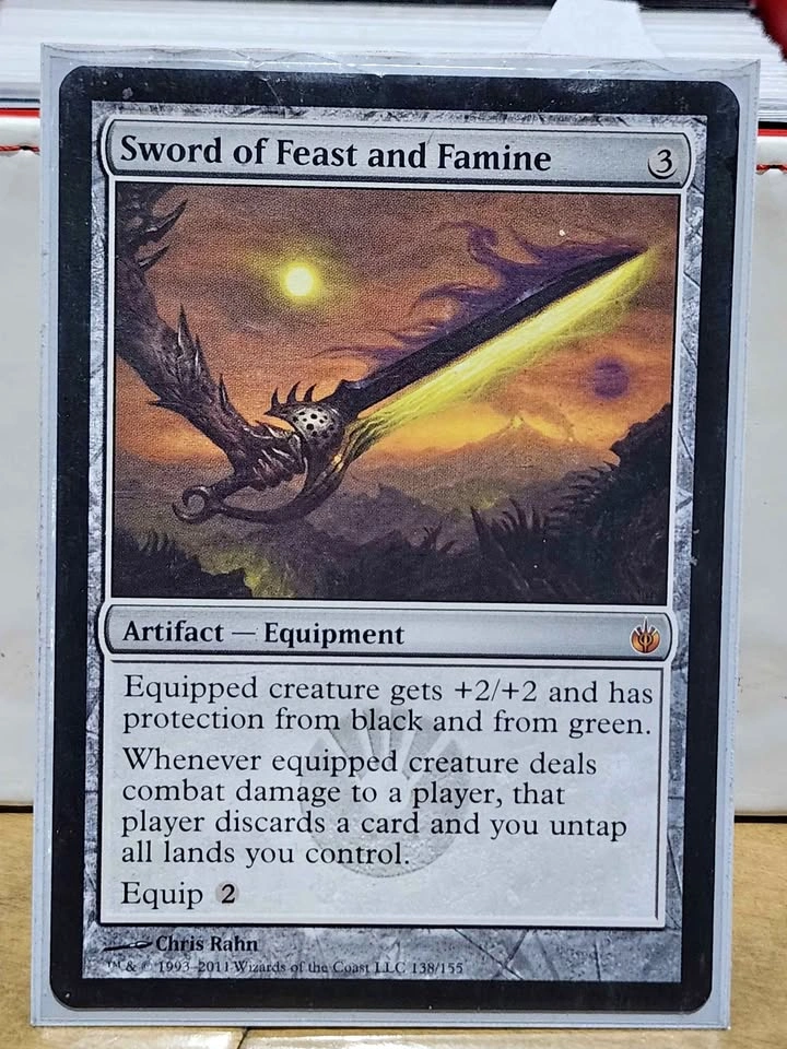 Sword of Feast and Famine - Mirrodin Besieged (MTG)