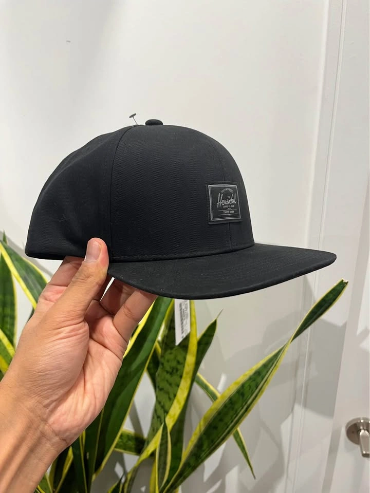 Herschel Black Whaler 6 Panel Cap - photo 4