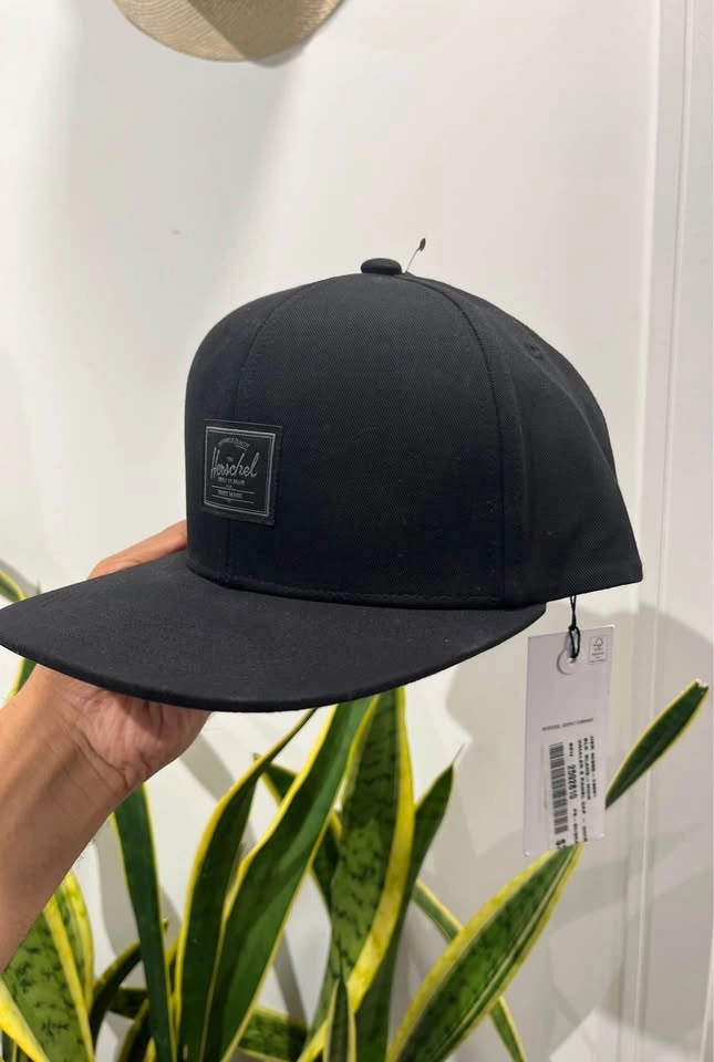 Herschel Black Whaler 6 Panel Cap - photo 5