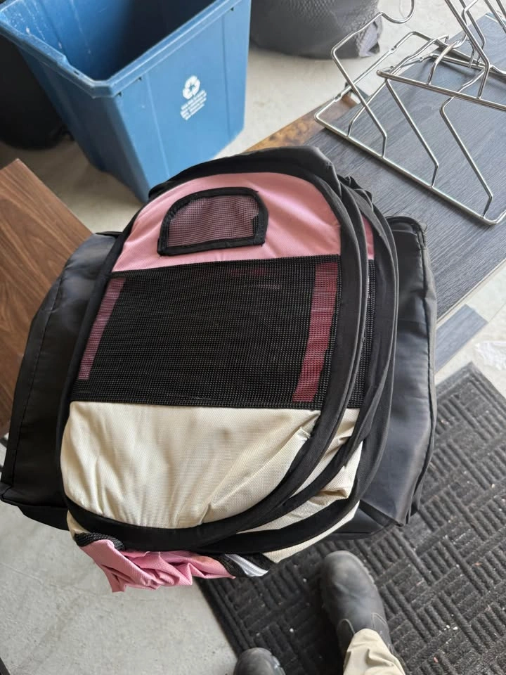 Collapsible Pet Playpen & Travel Set - Like New - photo 5