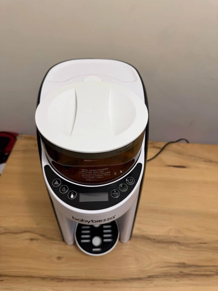 Baby Brezza Formula Pro Advanced, Like New - photo 2