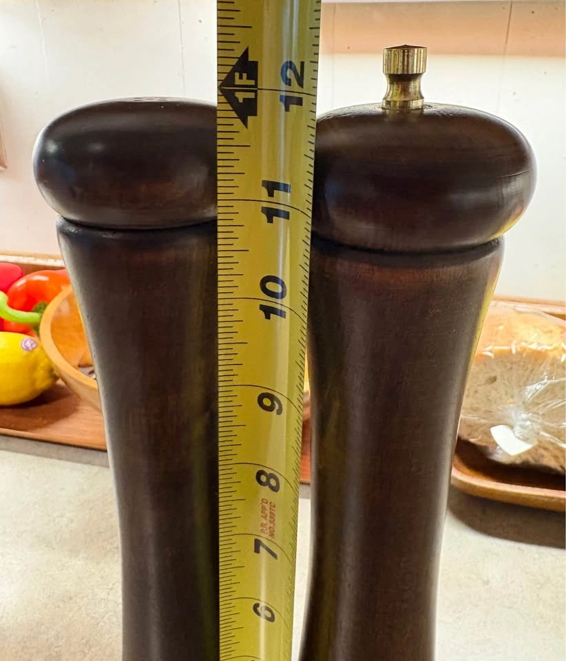 Elegant Vintage MCM Salt & Pepper Mill Set - JAPAN - photo 4
