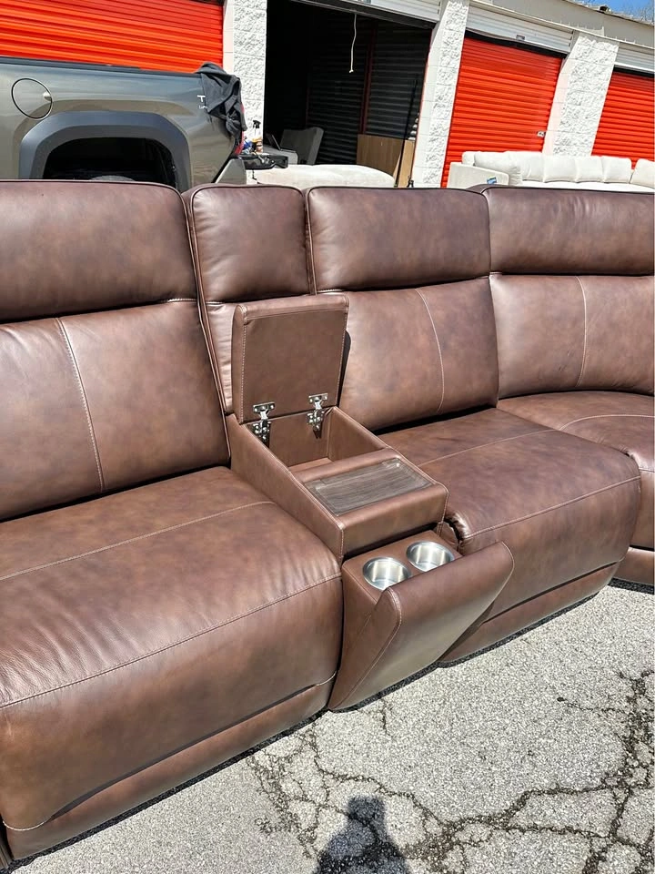 Flexsteel Italian Leather Zero Gravity Reclining Sectional