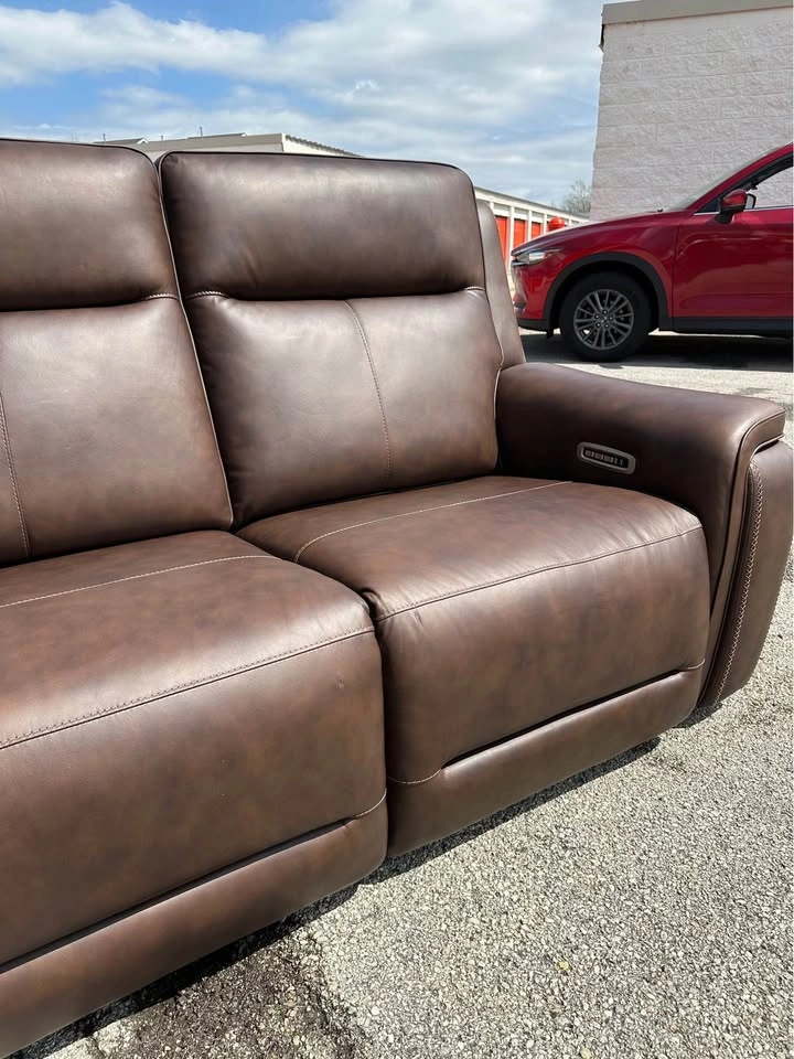 Flexsteel Italian Leather Zero Gravity Reclining Sectional - photo 4
