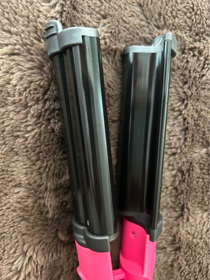 Revlon Pink Hair Crimper - photo 2