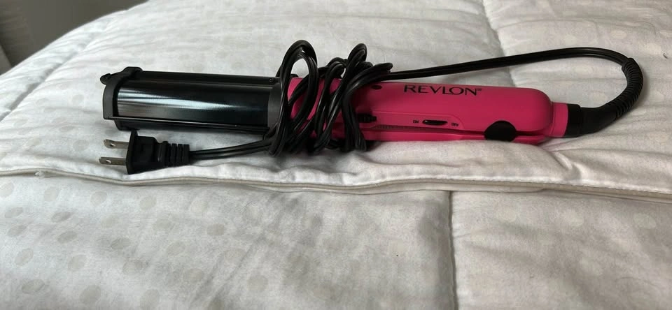 Revlon Pink Hair Crimper - photo 5