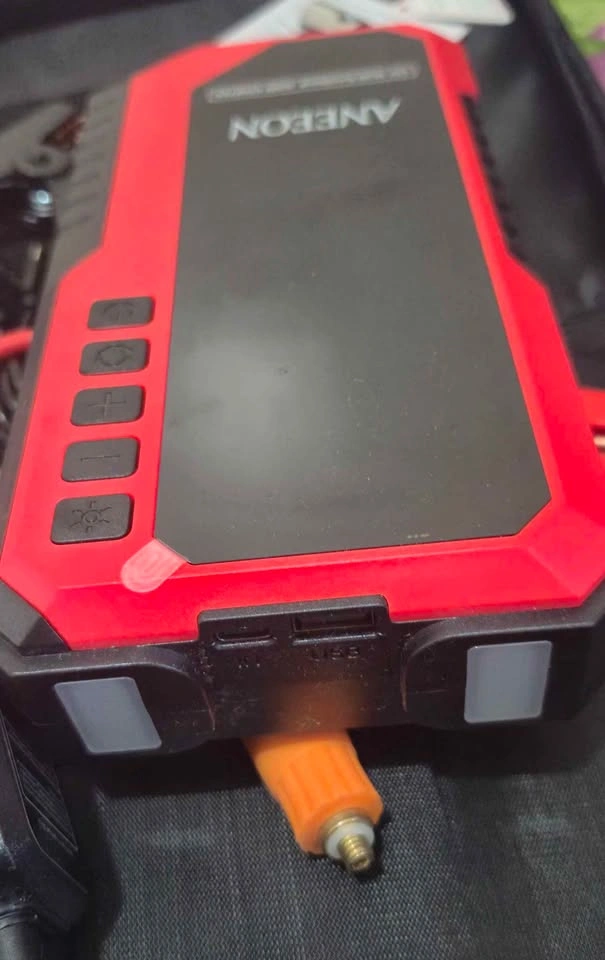 ANEEON Portable Car Truck Battery Jump Starter - photo 5