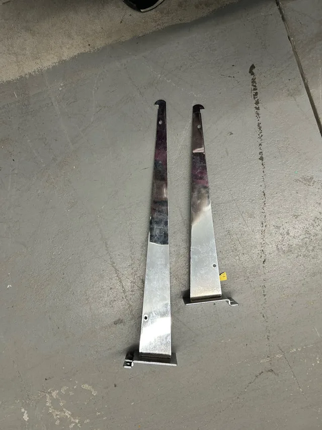 Shelf bracket thumbnail