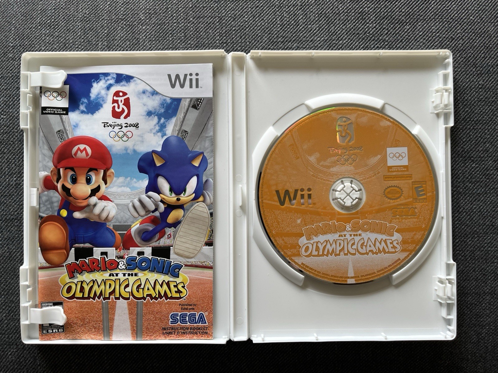 Mario & Sonic at the Olympic Games Wii CIB - photo 2