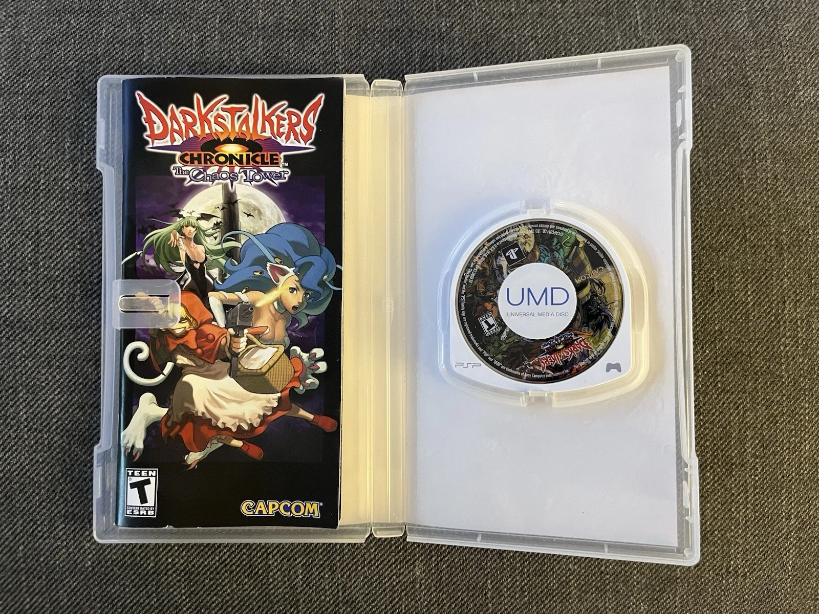 Darkstalkers Chronicle: The Chaos Tower (PSP, 2005) Complete w/ - photo 2