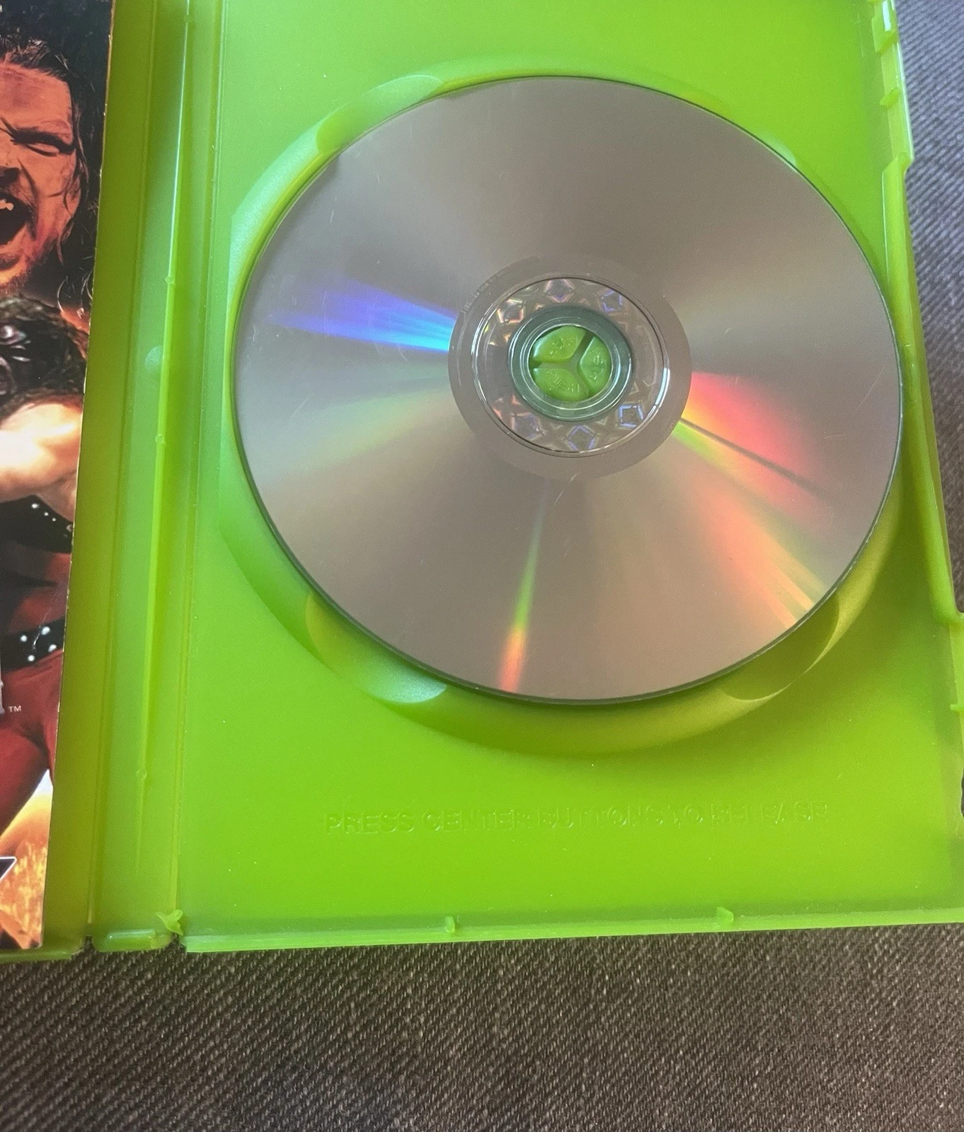 WWF Raw (Microsoft Xbox, 2002) COMPLETE w/ Case & Manual - photo 3