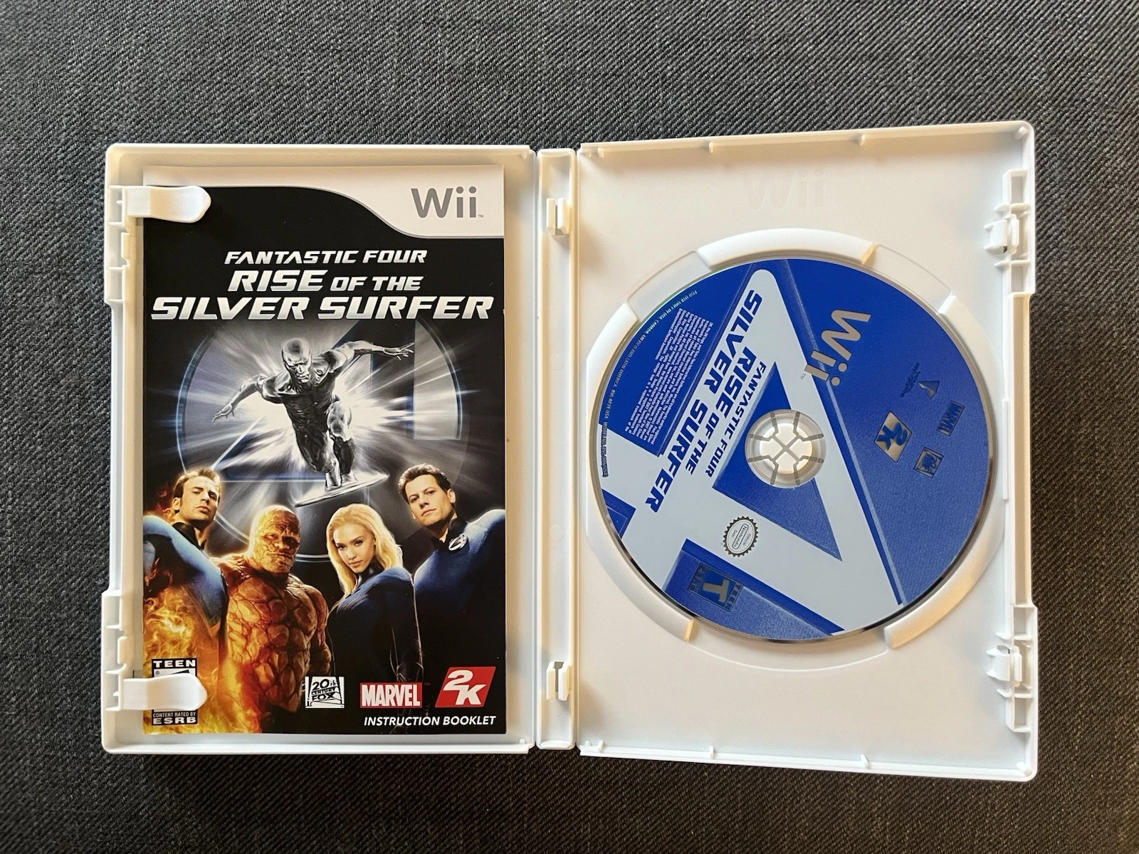 Fantastic 4: Rise of the Silver Surfer (Nintendo Wii, 2007) Comp - photo 2