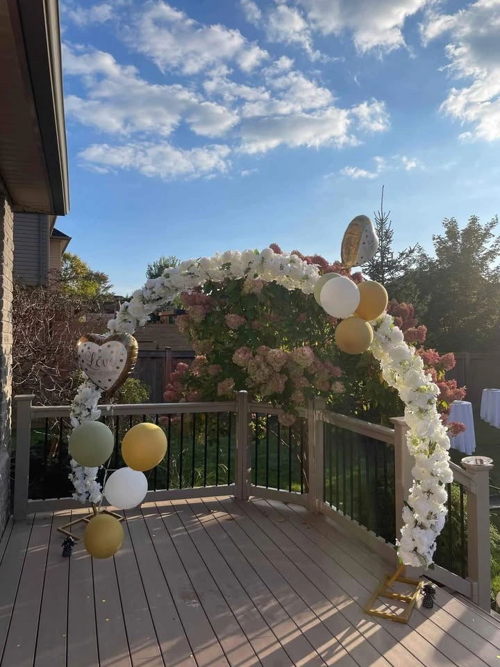 Beautiful floral arch backdrop for rent! ❤️ - photo 2