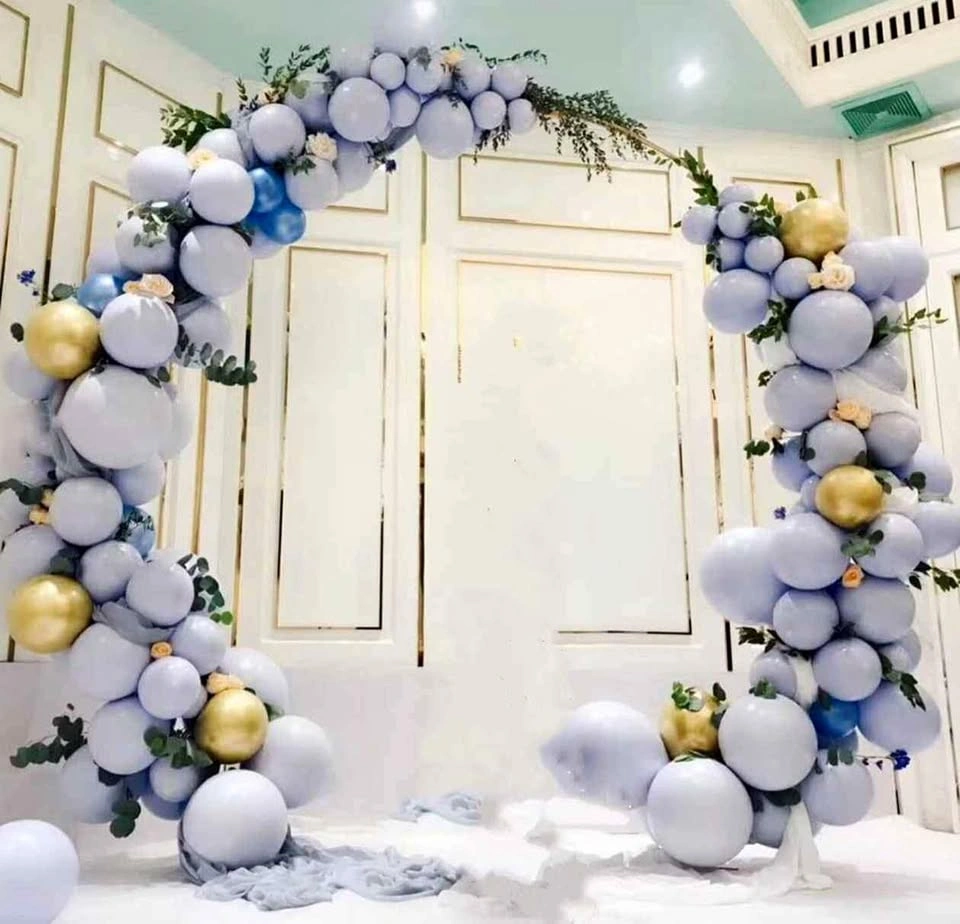 Happy Birthday LED Sign & Balloon Arch