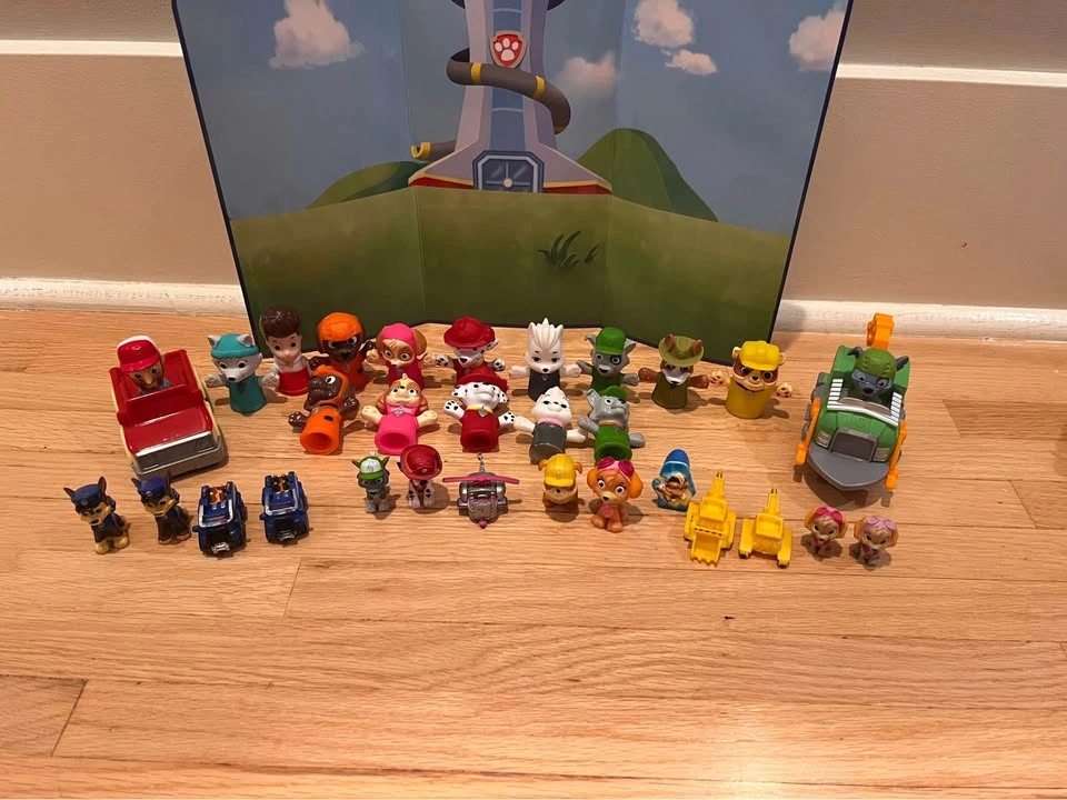 Paw Patrol Collection - Great Condition - photo 3