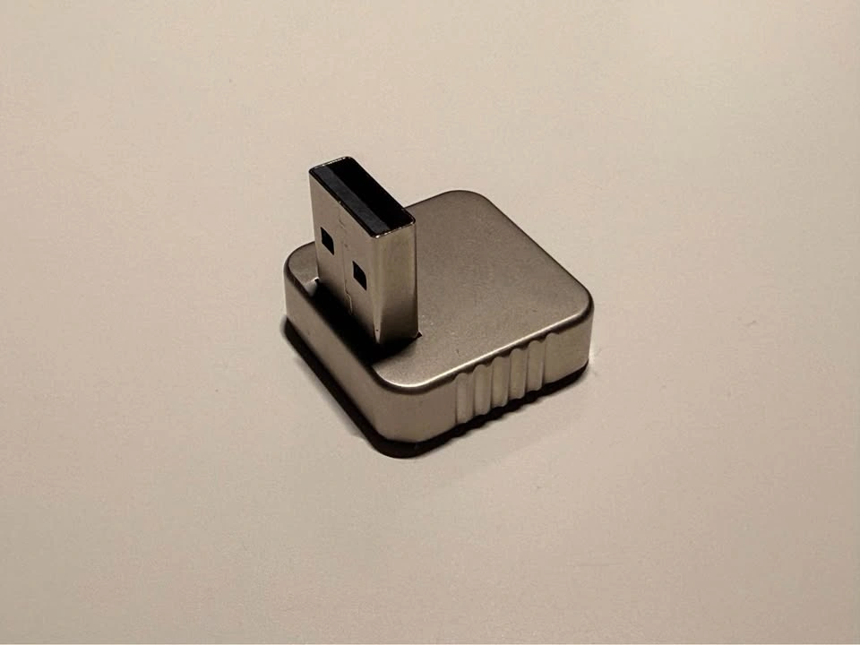 Wireless Apple CarPlay - Android Auto Adapter - photo 3