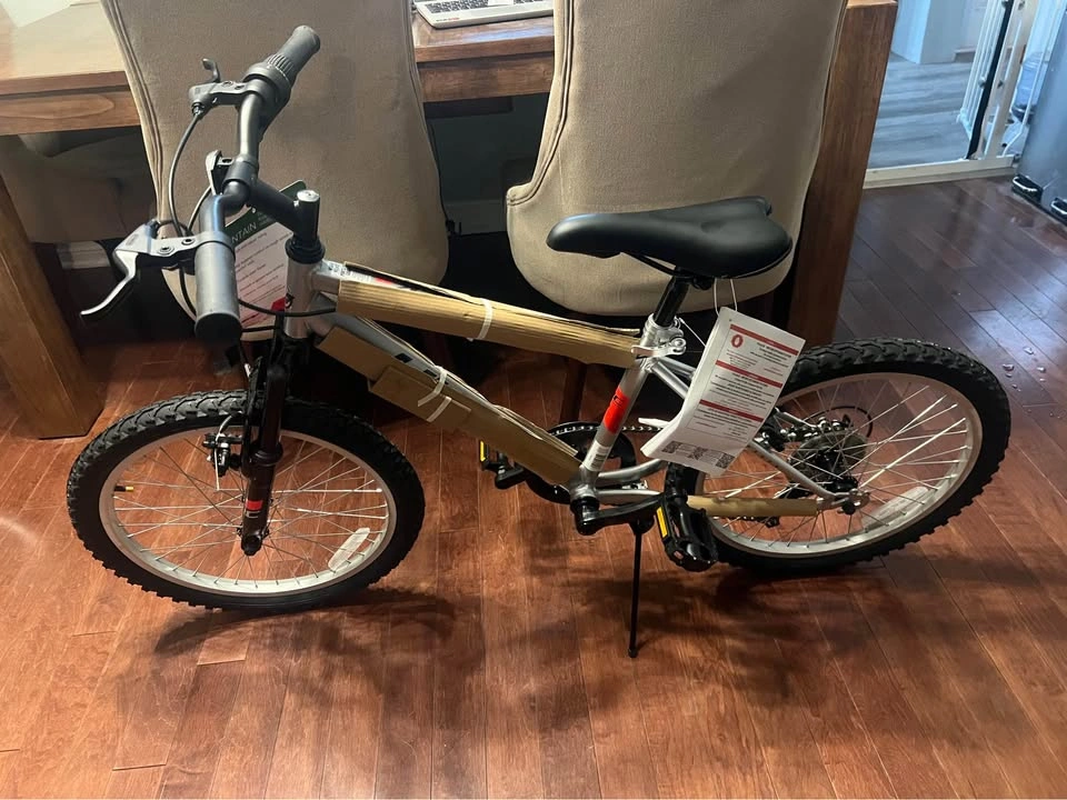 Huffy Rock Creek 20" Boys Mountain Bike - 6 Speed, Shocks - photo 4