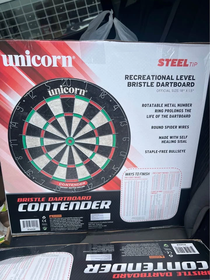 Unicorn Contender Bristle Dartboard - 3 Darts Included - photo 3
