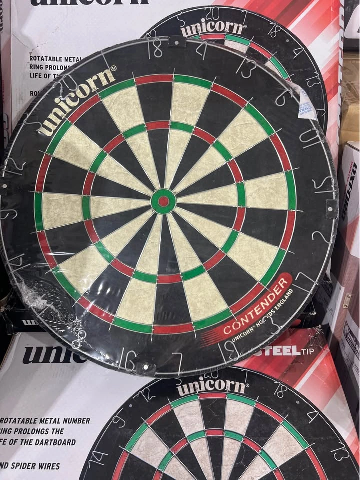 Unicorn Contender Bristle Dartboard - 3 Darts Included - photo 4